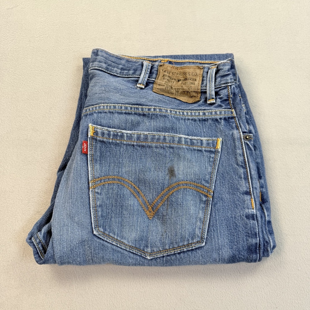 Levis 557 Jeans Mens 38x32 Light Wash Blue Relaxed Bootcut Denim Distressed 90s